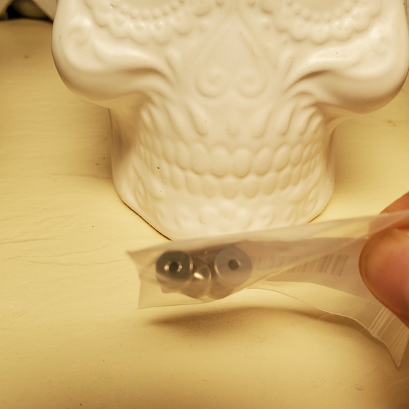 2 pairs Stainless Steel Double Flare Plugs 8g - Picture 5 of 5